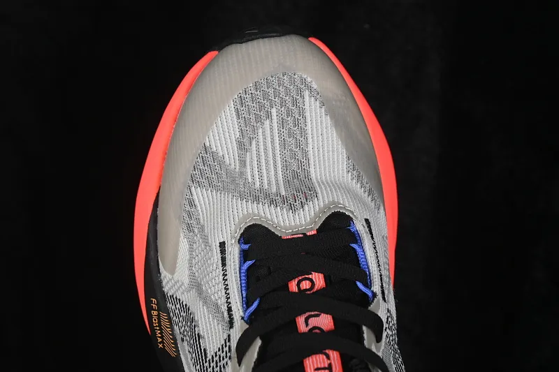 All categories Asics ASICS series Asics Novablast 5 1011C175-200